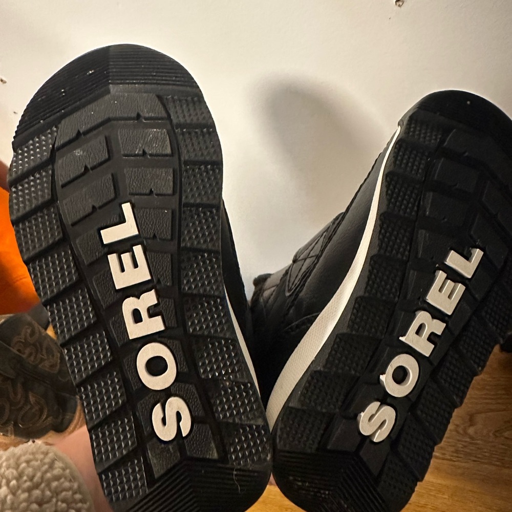 Sorel Black and White Winter Boots